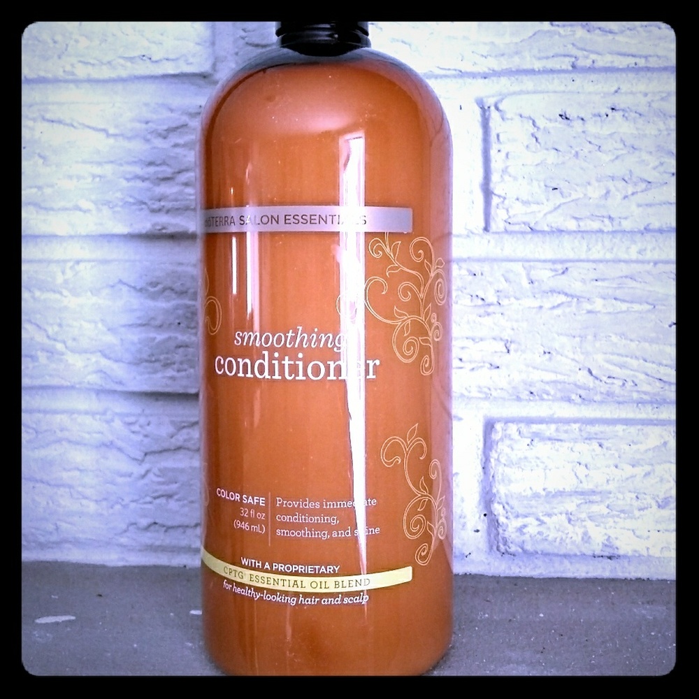 Doterra smoothing conditioner NWT LITER SEALED